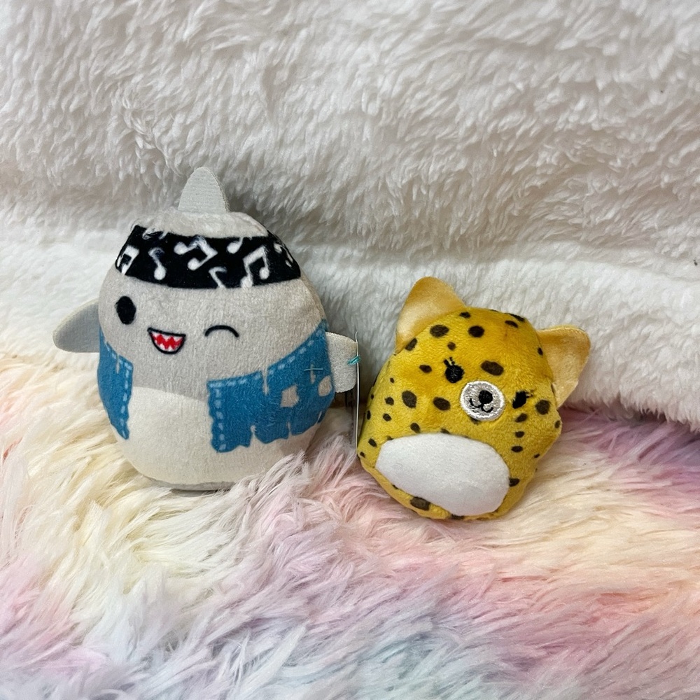 Mini squishmallows